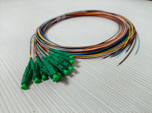 Pigtail LC/APC 2M -SM,9/125/900,G652D,LSZH,coloure